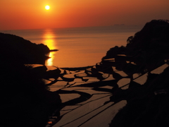 浜野浦棚田の夕日