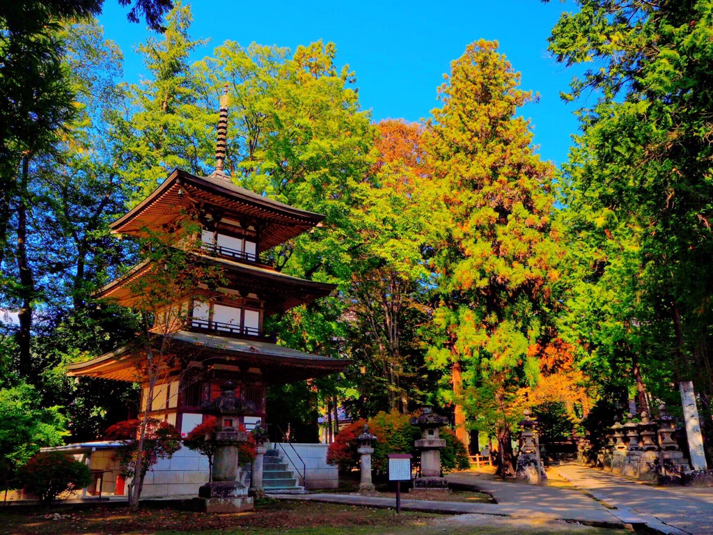 恵林寺の三重塔