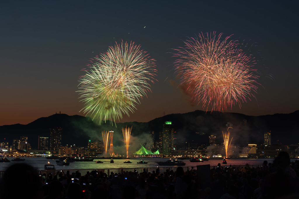 みなと神戸海上花火大会