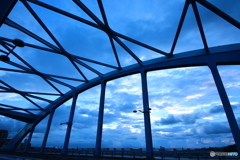 丸子橋と雨雲