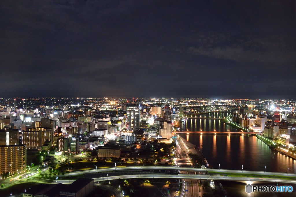 新潟・朱鷺メッセからの夜景