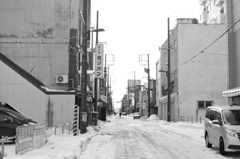 室蘭市中央町の冬の通り。