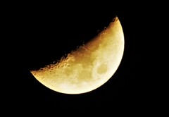 今日20時の月