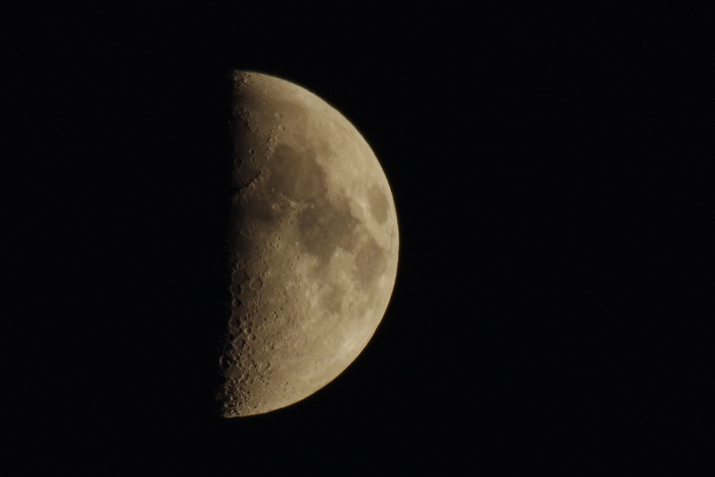 上弦の月