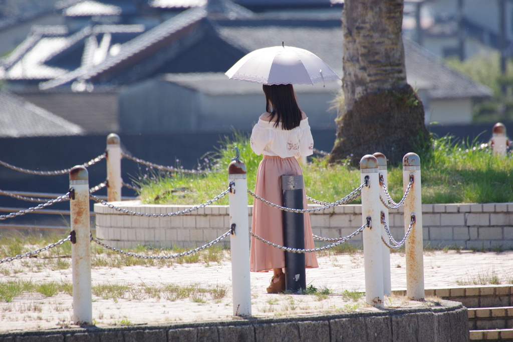 日傘の女性