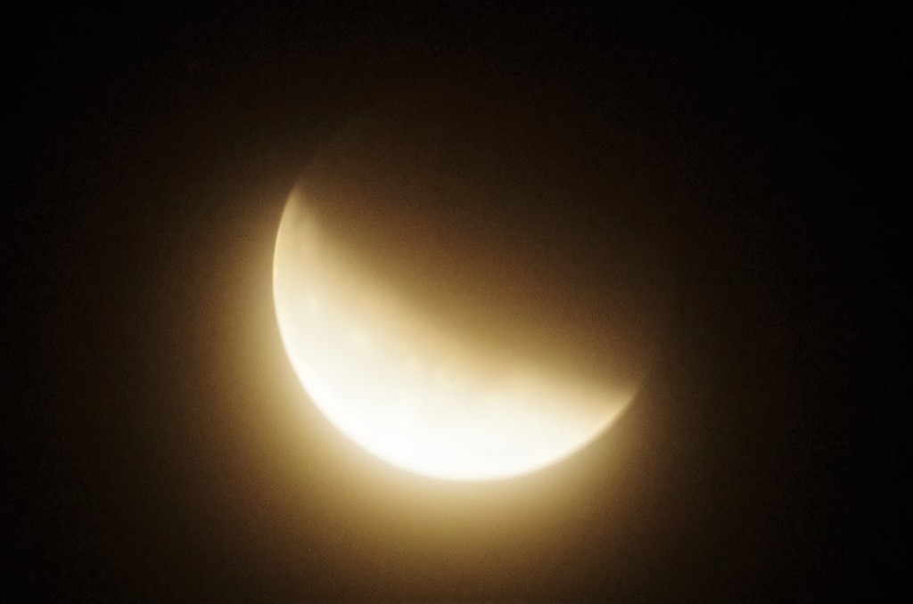 月食２３時３４分頃