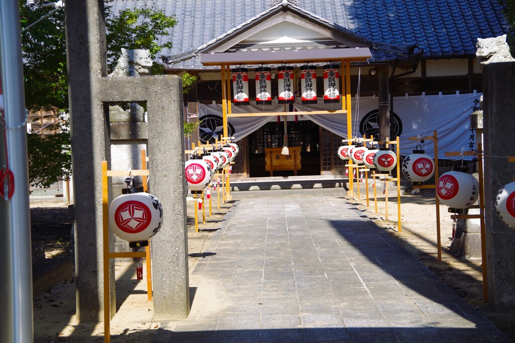 明日は、祭り