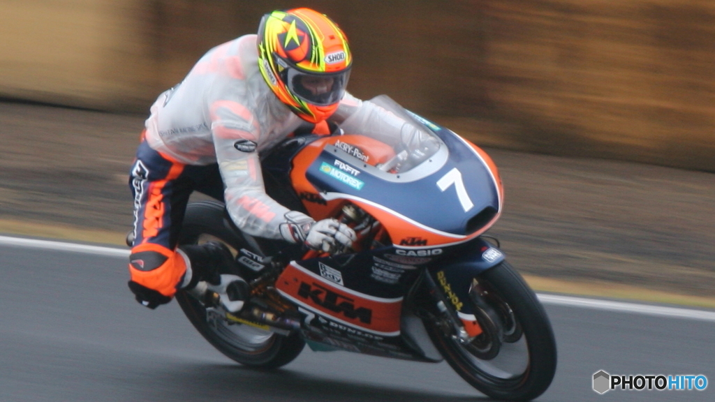 J-GP3_7_古市右京選手_RC250R_2