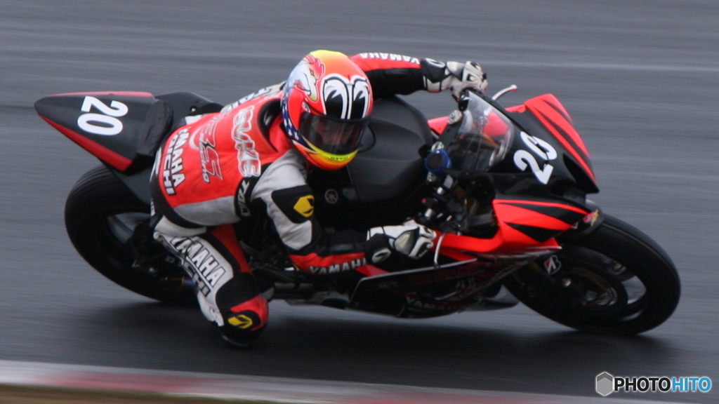 ST600_20_名越公助選手_YZF-R6_1