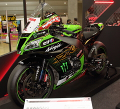 モーターサイクルショー2022　ZX-10RR　ジョナサンレイ車
