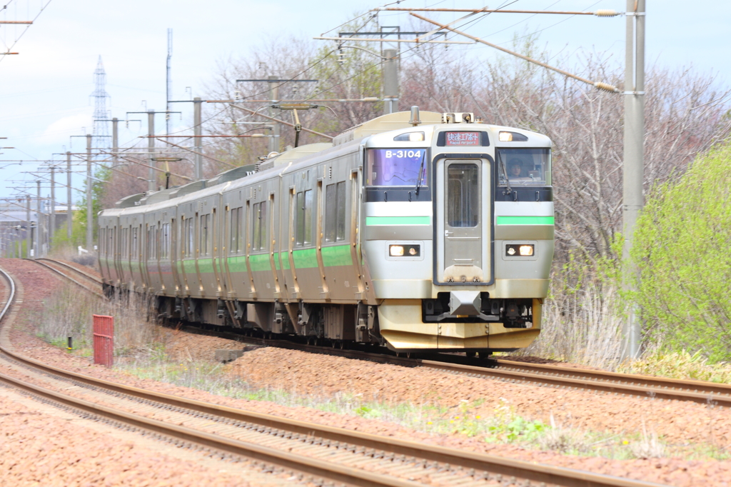 たまには電車も撮ってみる。