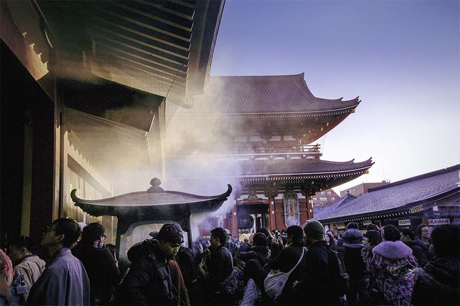 大晦日の浅草寺もよう　DSC05274
