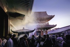 大晦日の浅草寺もよう　DSC05274