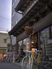 谷中の自転車屋さん.