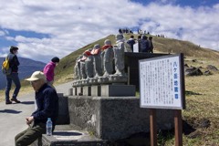 DSC00873 登頂前の小休止だぁ