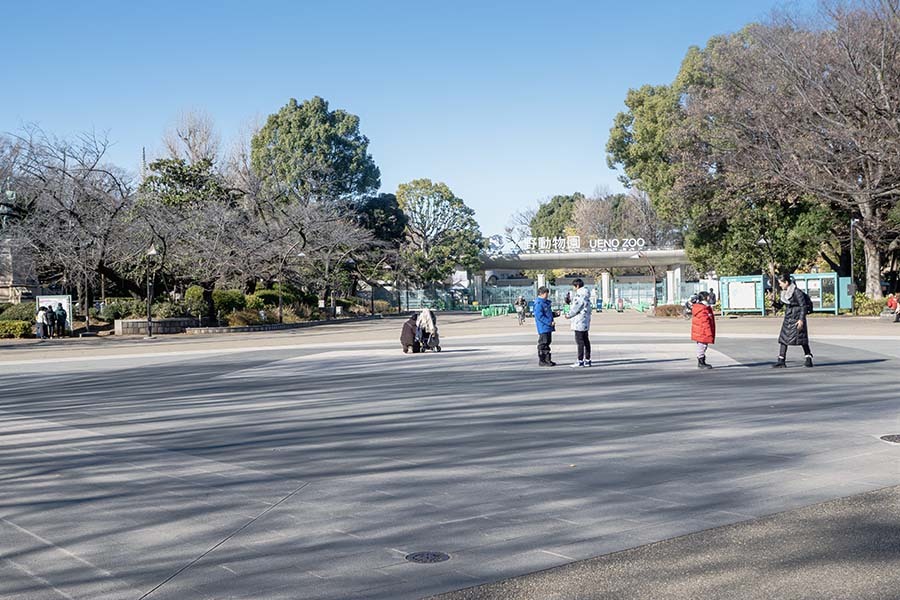 DSC09872. 動物園は月曜が休園日