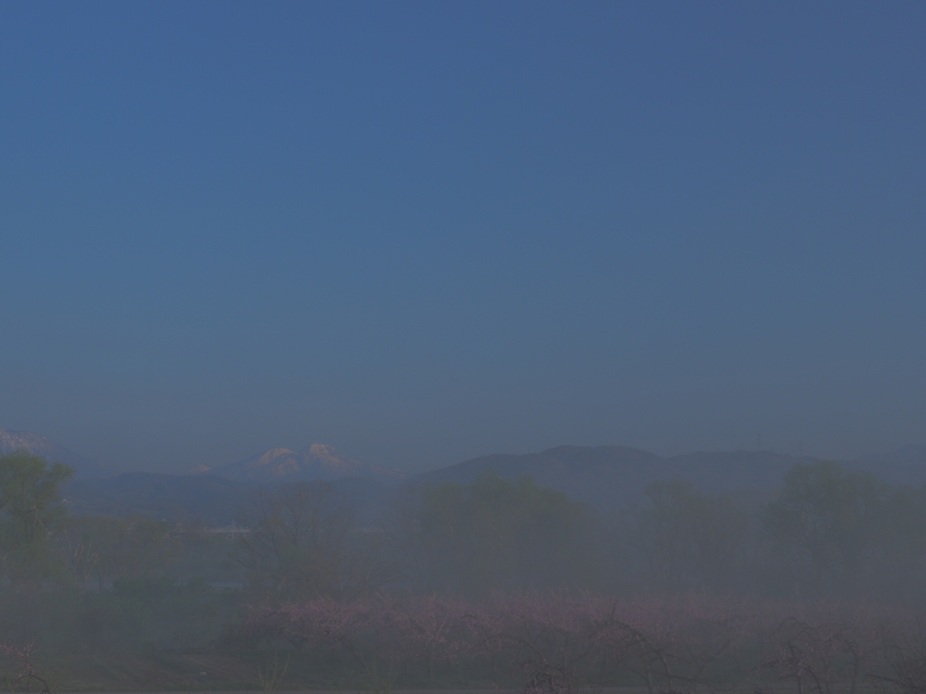 霧の向こう