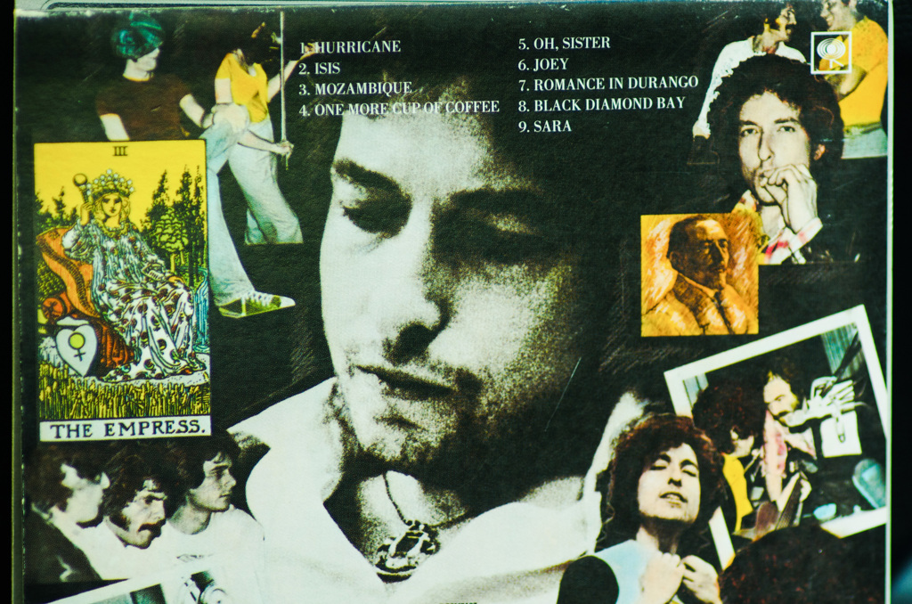 ついにCDの裏側