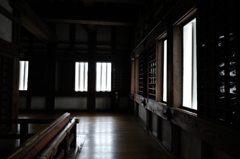 城の中は真っ暗(あえて当時のままにしてあります)