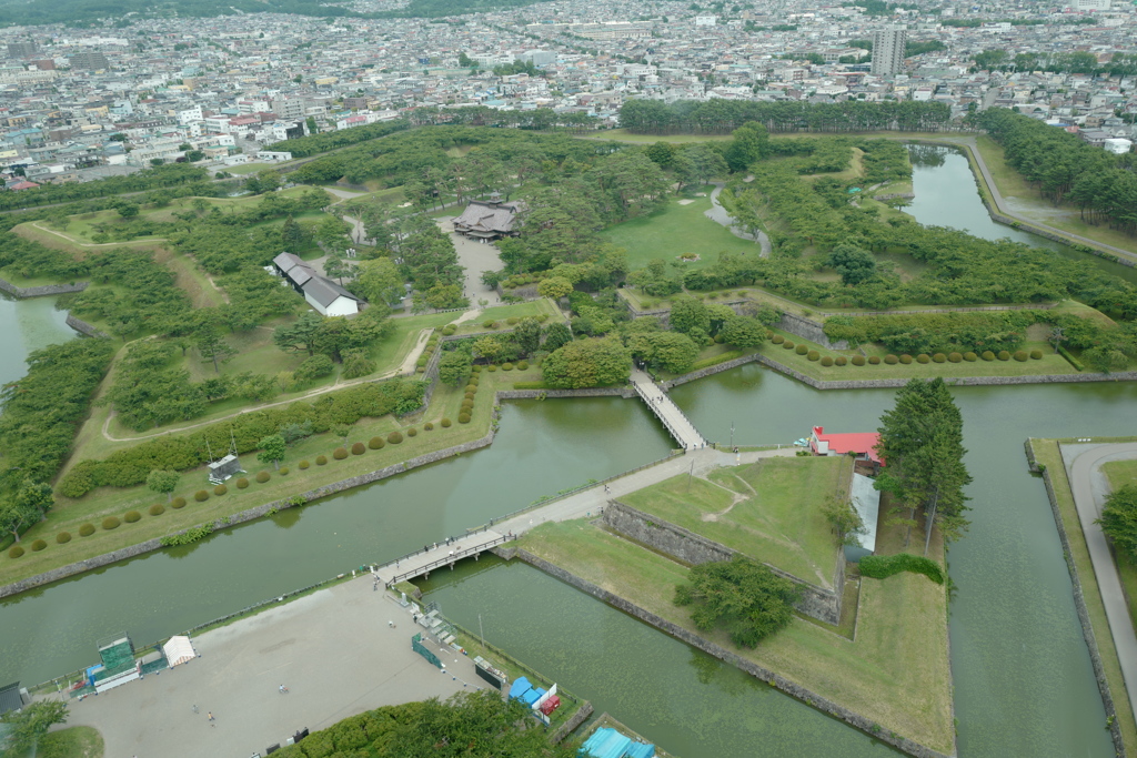 蝦夷開拓や明治維新、歴史的なものもたくさん残っています。