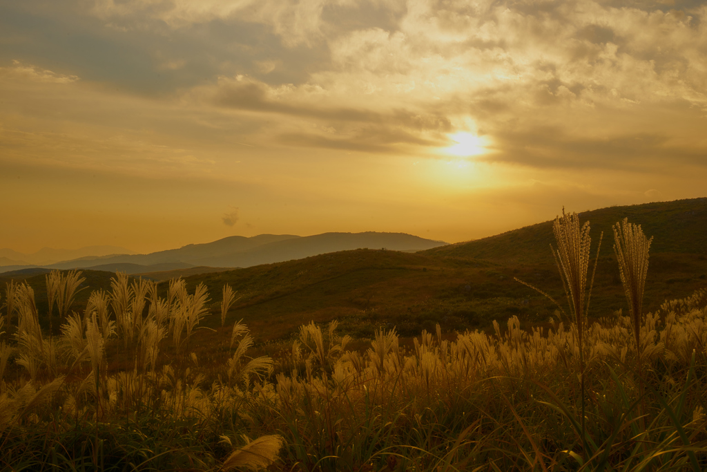 秋吉台の夕日