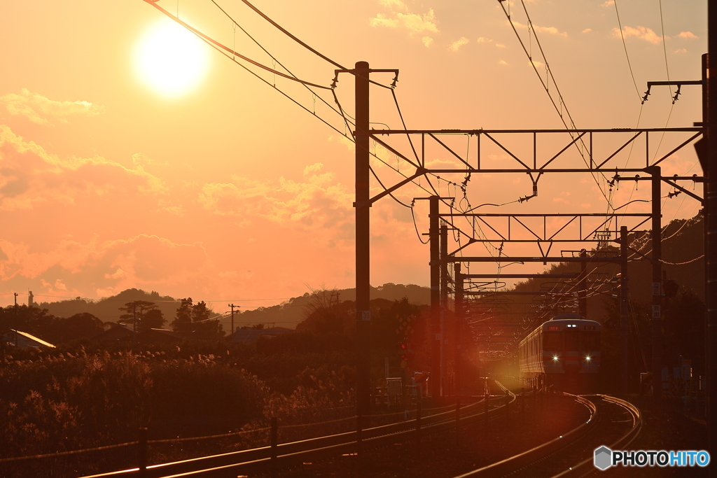 2017.3.7 夕陽に染まる列車