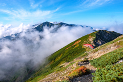 山肌に西日差す