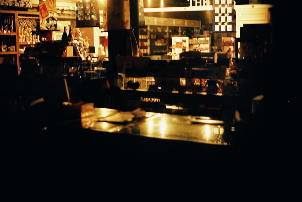 赤レンガのお店