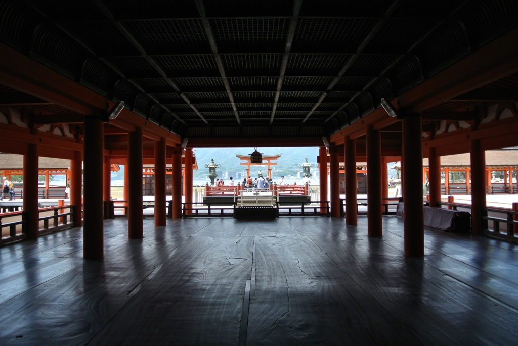 厳島神社