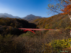 東沢大橋（赤い橋）