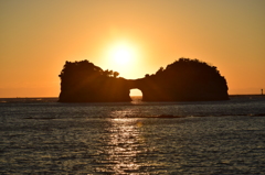 円月島