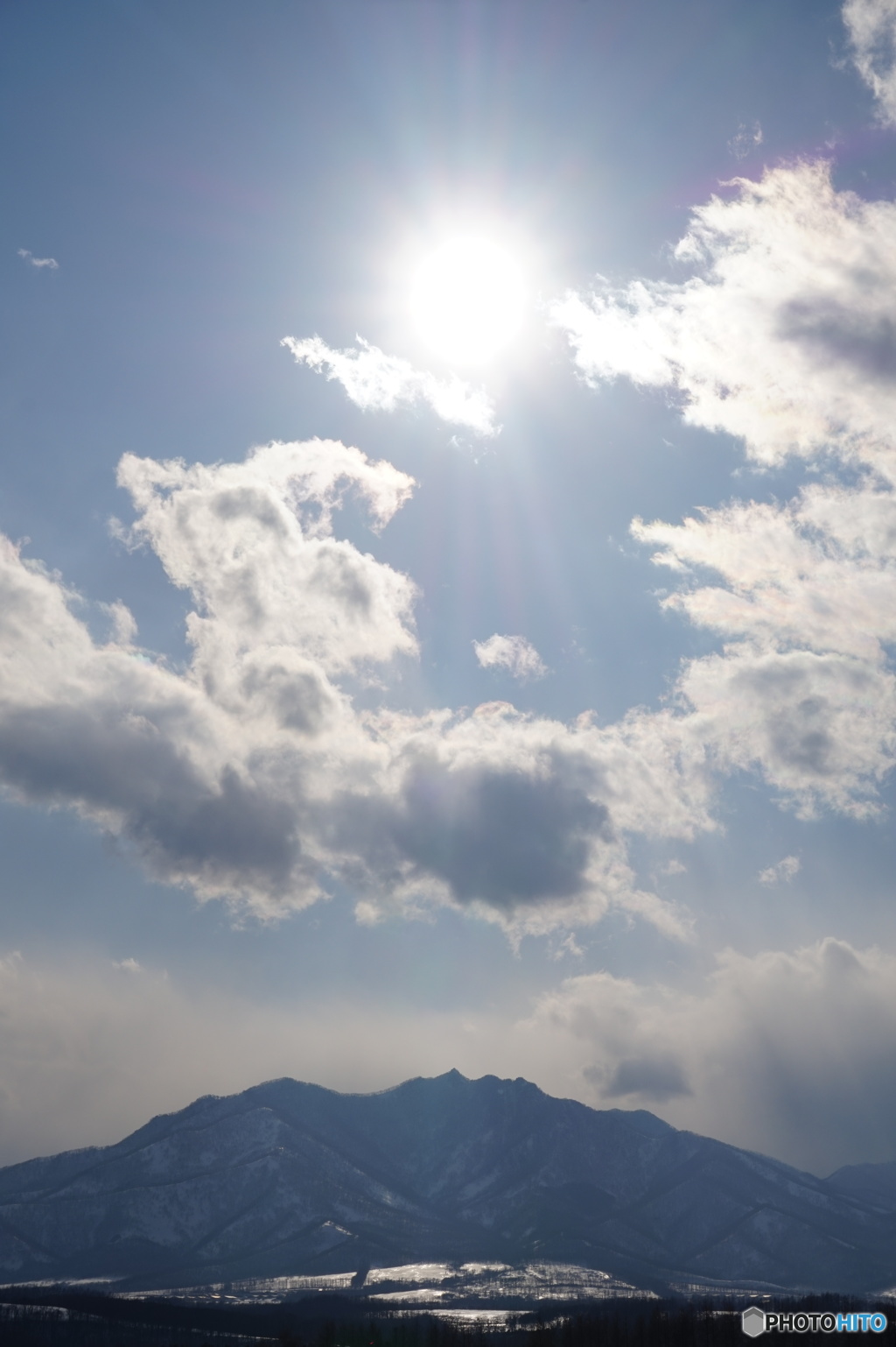 日高山脈より注ぐ光