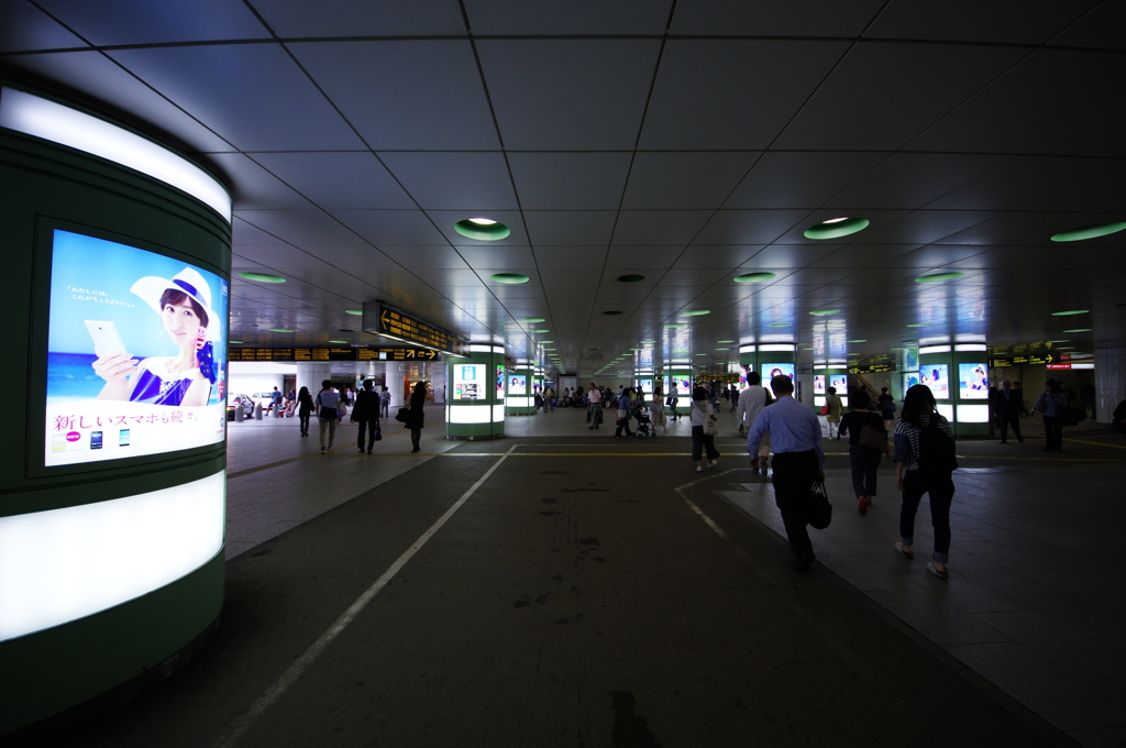 新宿西口地下広場