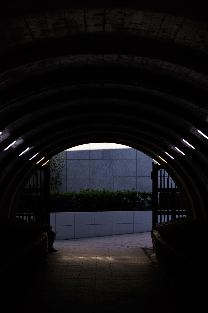 トンネル