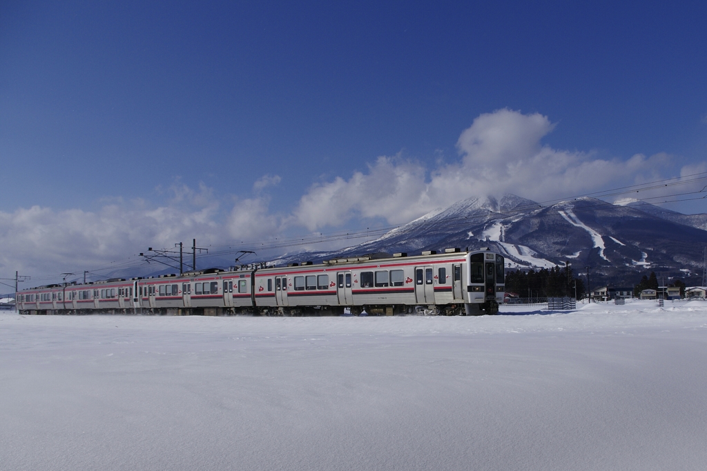 磐梯山と磐越西線