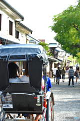 倉敷偏　人力車と白壁