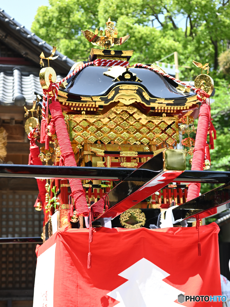 足切の神輿