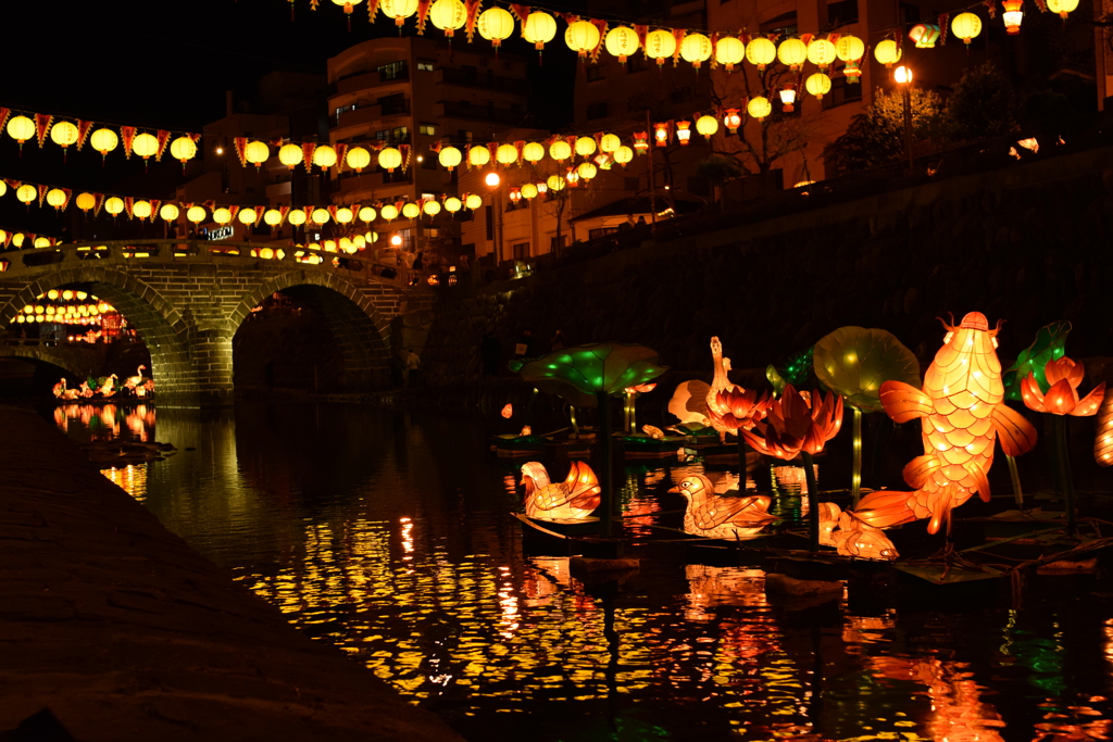 鯉と眼鏡橋