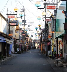 新町通りの朝