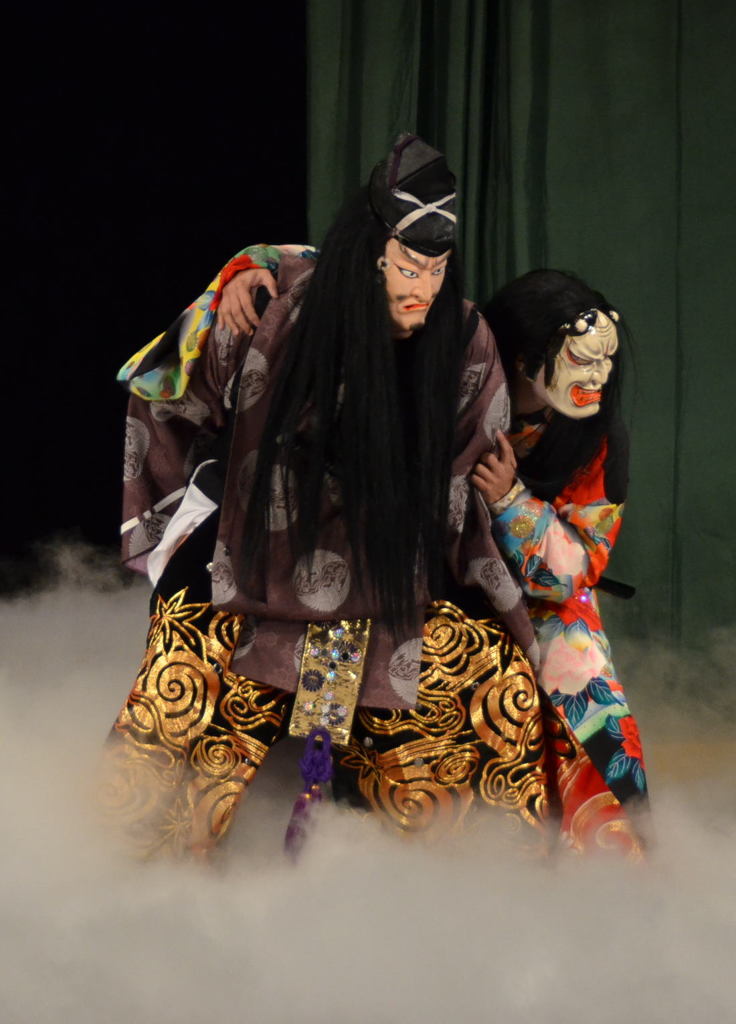 神楽の舞