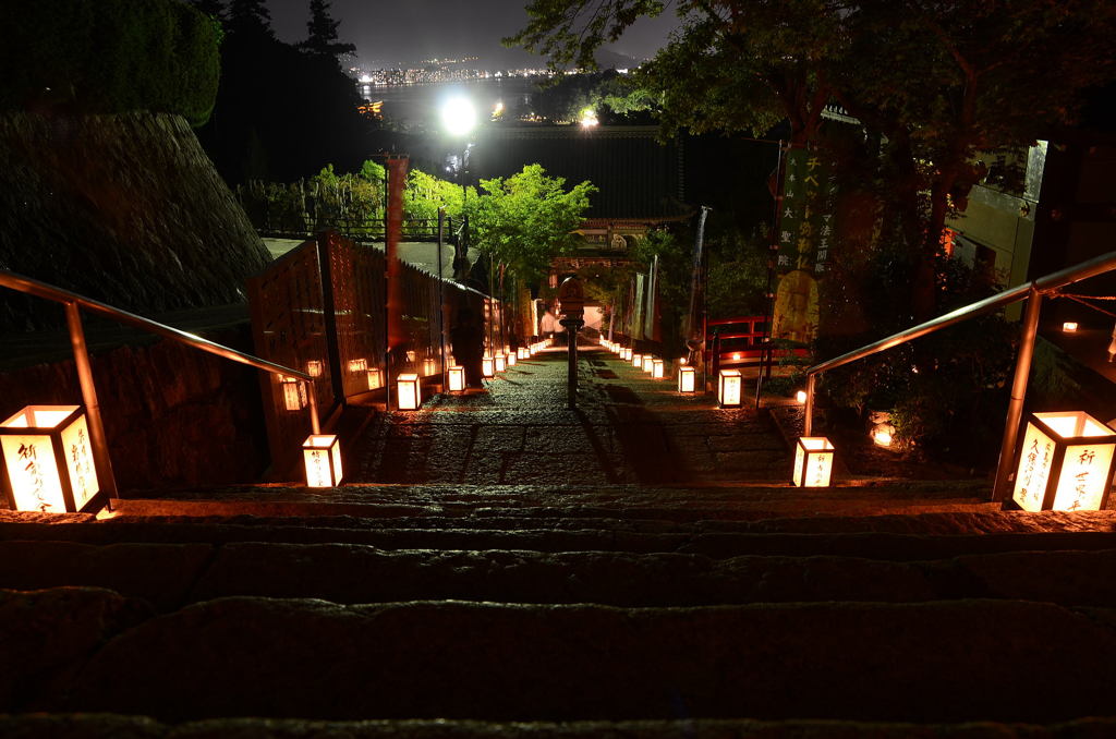 ロウソク祭り～大聖院～