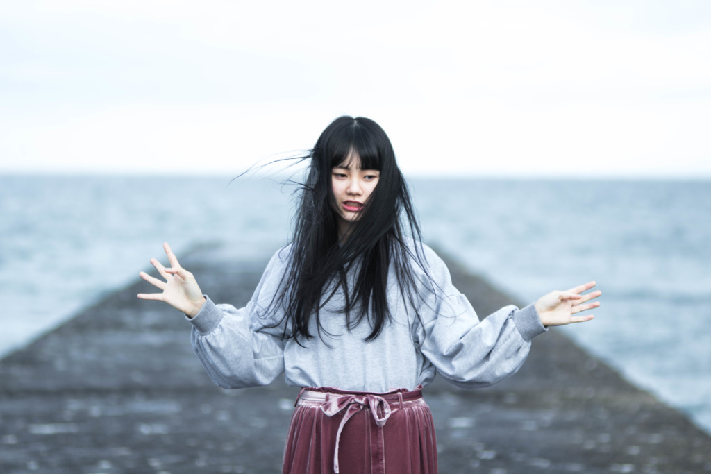 バサバサーー