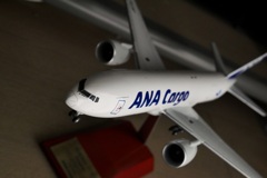 1/200　B77７F