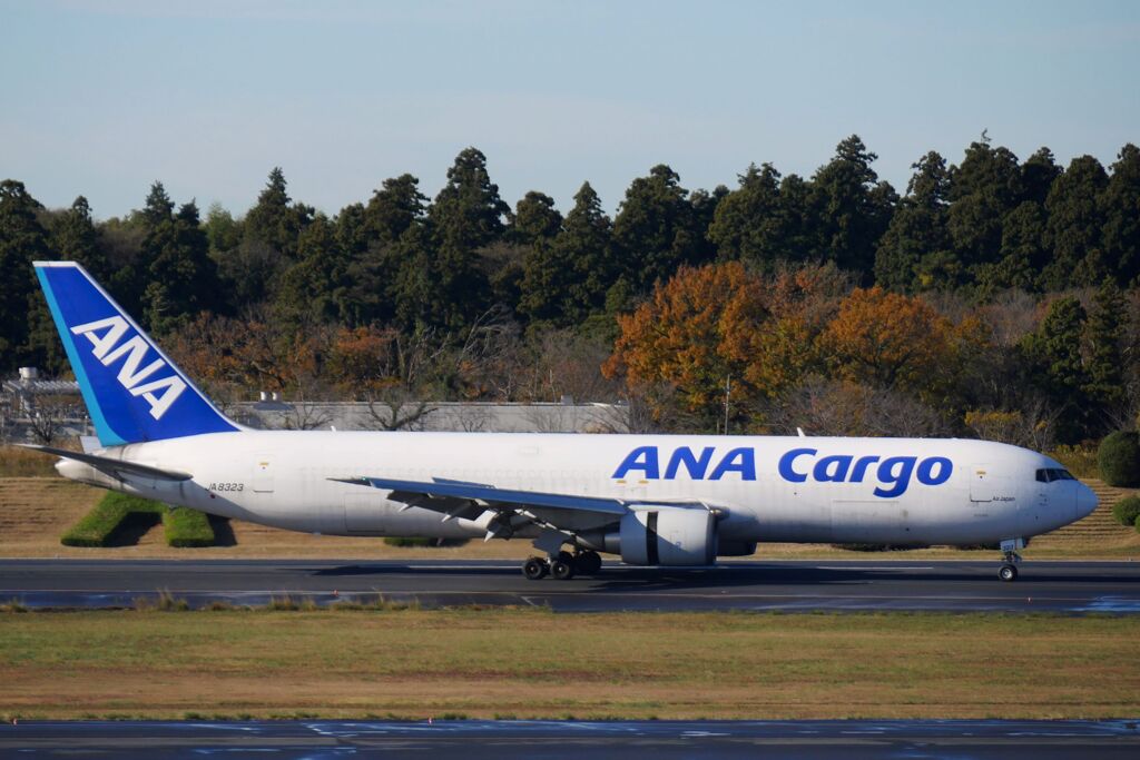 ANA・767-300 (JA8323)-BCF