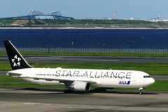 ANA 767-300 (JA614A)