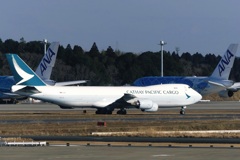 キャセイ・ 747-8 (B-LJL)