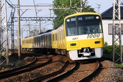 イエローの京急は、距離が長い
