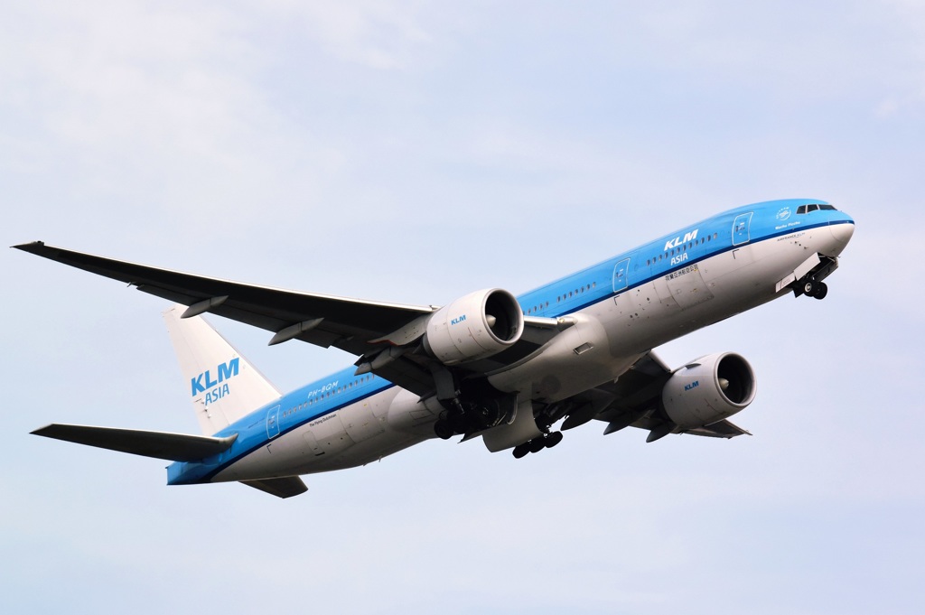 KLM ASIA塗装機 ・777-200 (PH-BQM) 
