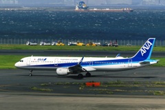 ANA A321-200 (JA112A)