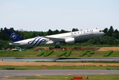 A350-900 スカイチーム特別塗装機